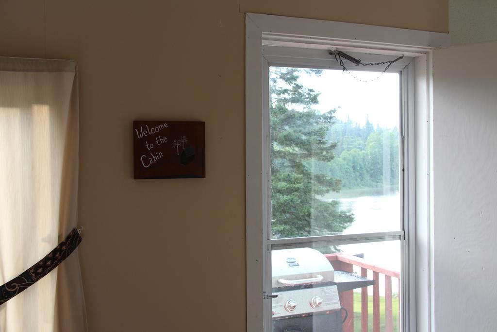 Catfish Lakefront Cabins & Campground Wawa Eksteriør billede